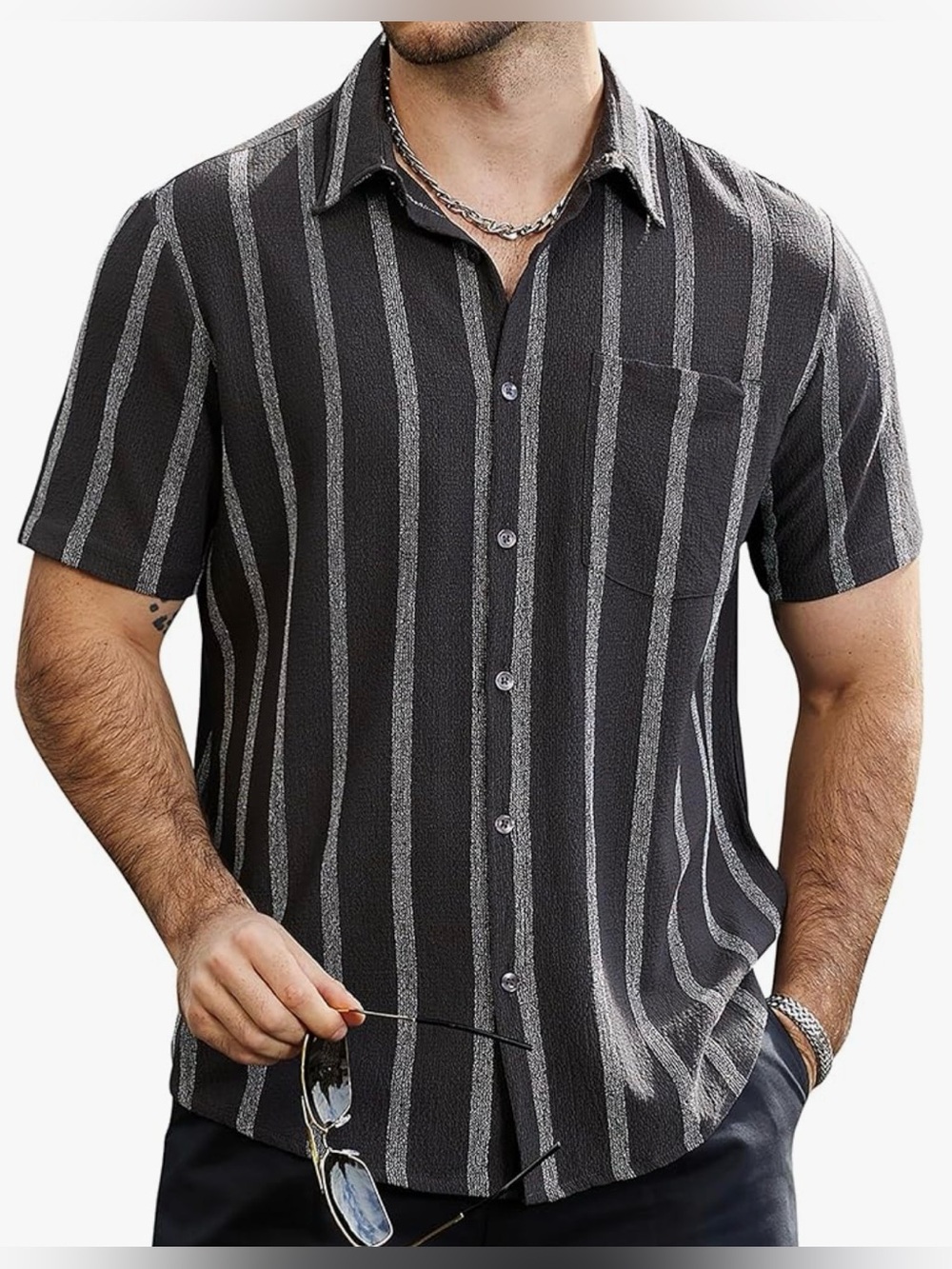 Men’s short sleeve button down. Size M. NWT